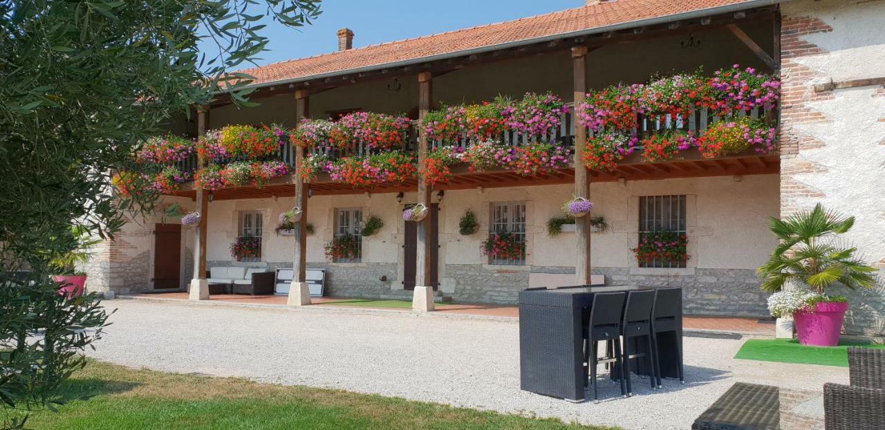 הוילה Saint-André-sur-Vieux-Jonc Domaine Du Cuiset -Gite Des Combles מראה חיצוני תמונה